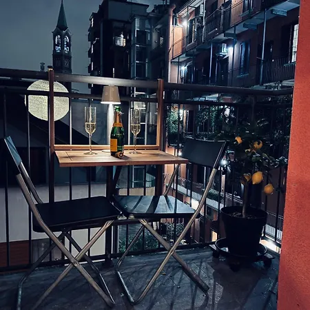 Casabella Design With Balcony Navigli Area Milan