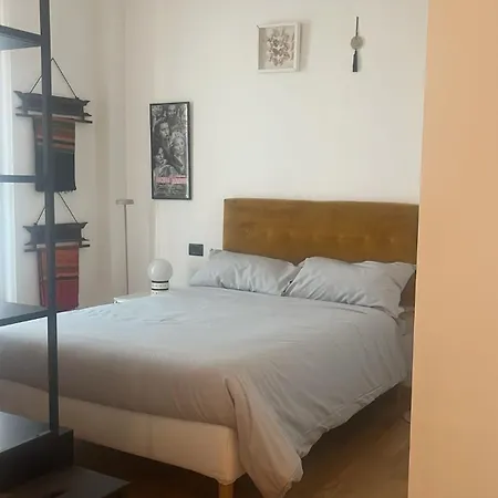 Casabella Design With Balcony Navigli Area * Milán