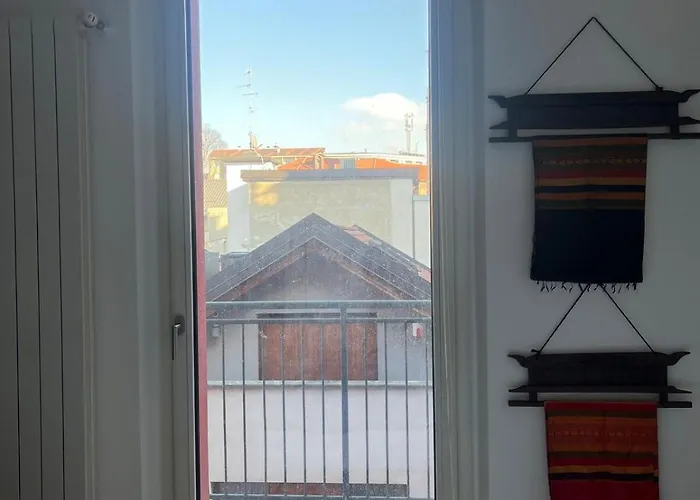 Casabella Design With Balcony Navigli Area * Milán